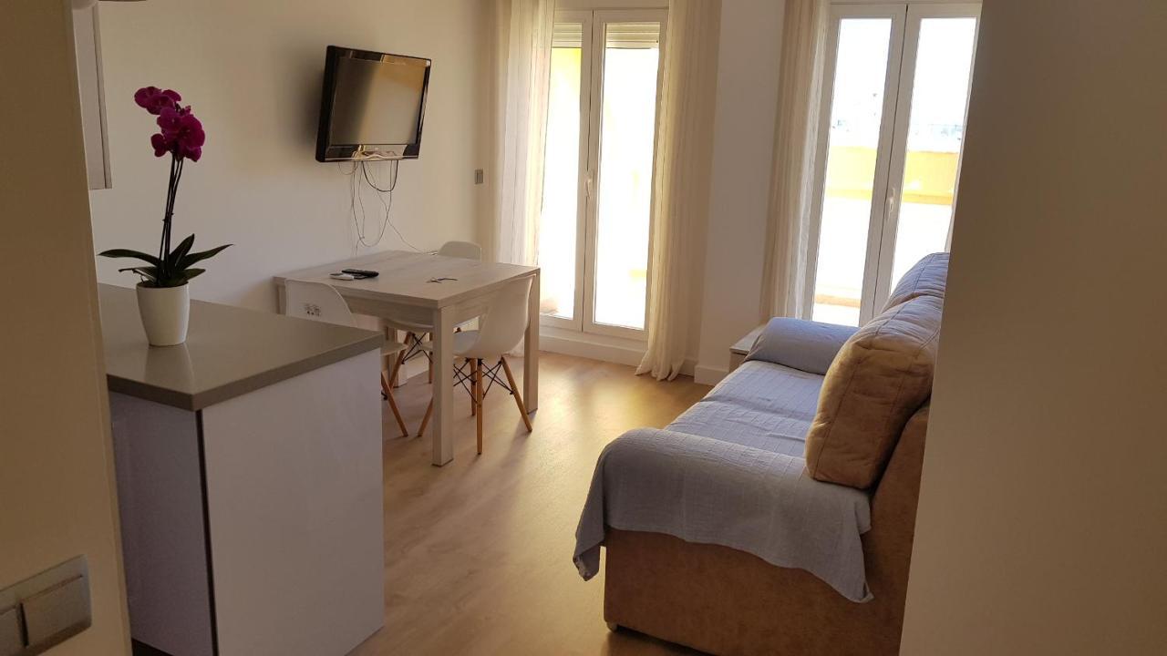 Penthouse Sea Views + Private Solarium Lägenhet Fuengirola Exteriör bild